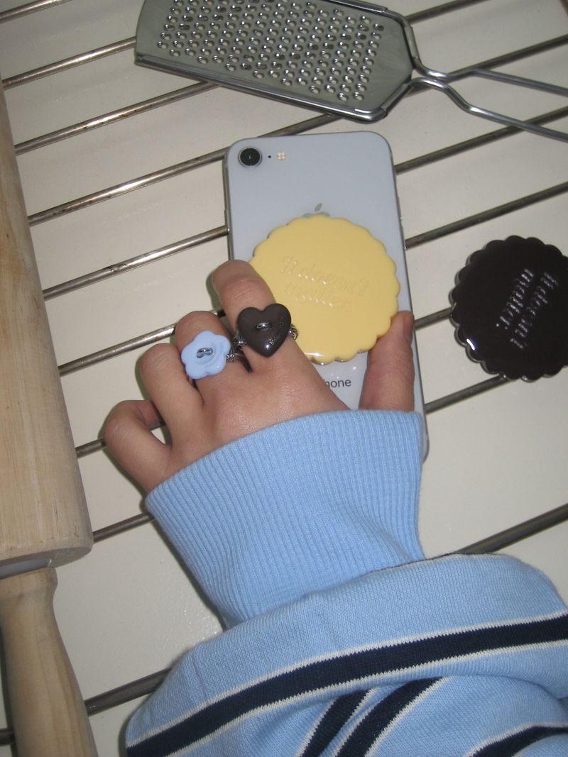 Sewing Button Ring (Heart, Brown)