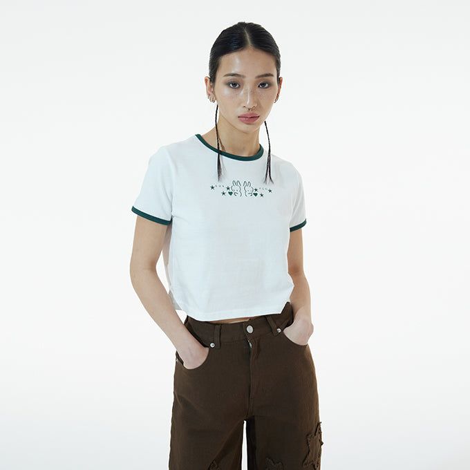 ANDTHEOTHER(アンドジアザー)の「GREEN RABBIT EMOJI CROP T-SHIRT(Tops)」