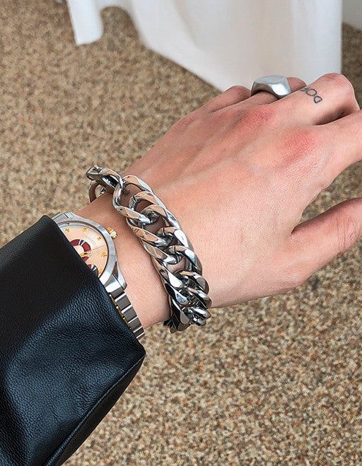 ASCLO（エジュクロ）の「ASCLO ボス チェーンブレスレット (Silver)（アクセサリー）」
