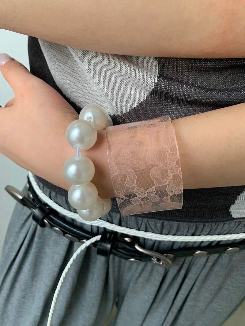 House of haus(ハウス オブ ハウス)の「Lace flower bangle(2color)(Accessories)」