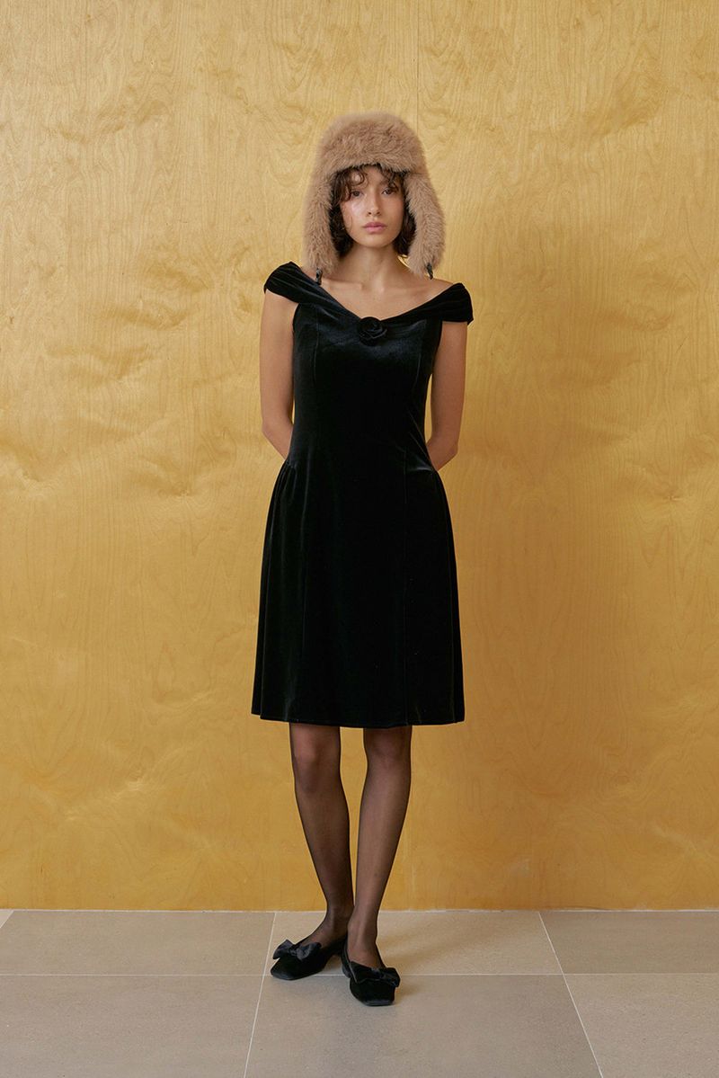 WITHOUTSUMMER（ウィズアウトサマー）の「Holiday velvet dress（Dresses）」