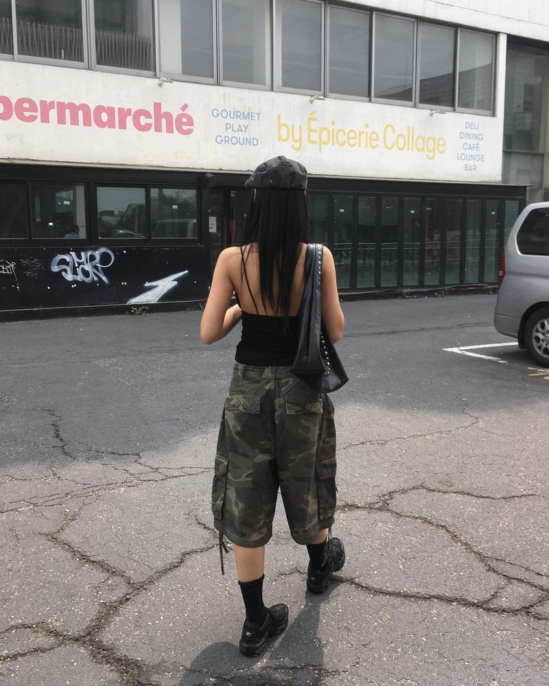 Painting hunting cap