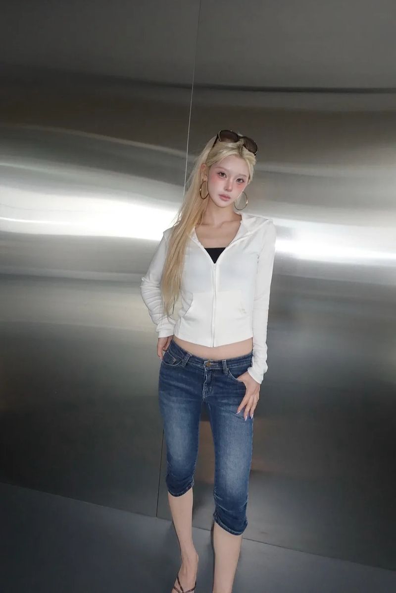 Comfy Slim Zip-Up