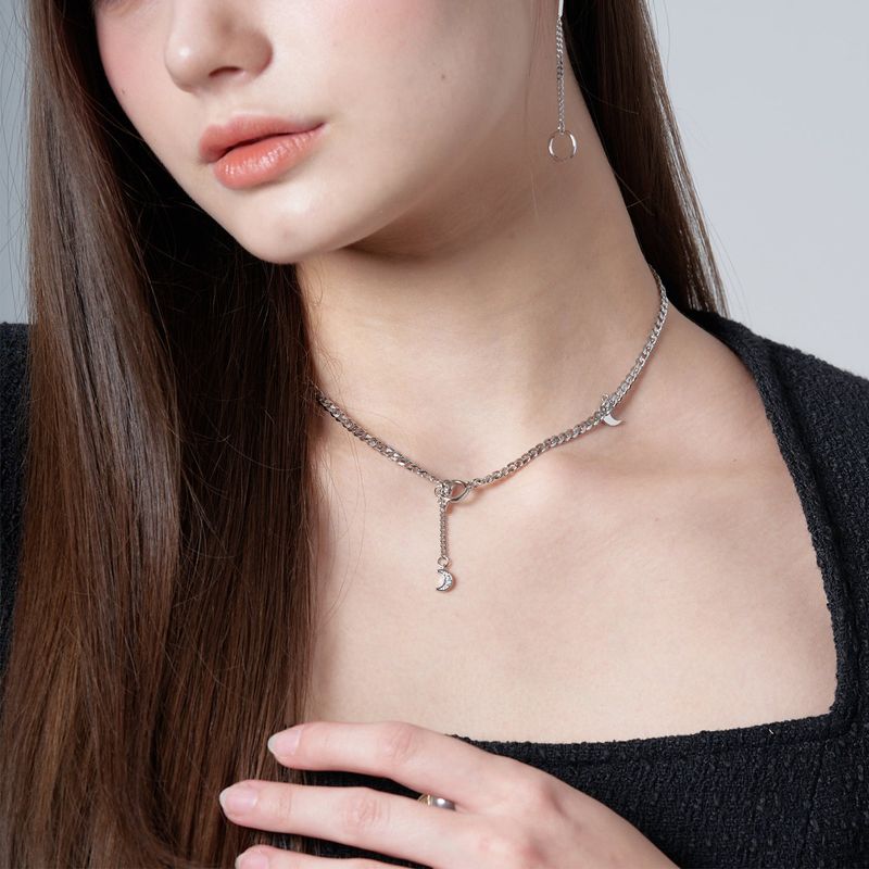 ECLIPSE MOON NECKLACE