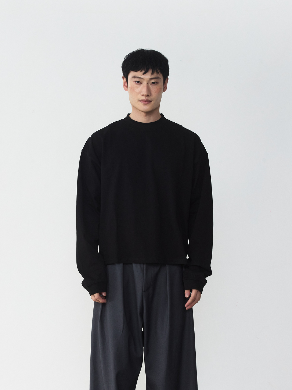 Remesso（レメッソ）の「RB7 クロップド ボックス ロングスリーブ Tシャツ（トップス）」