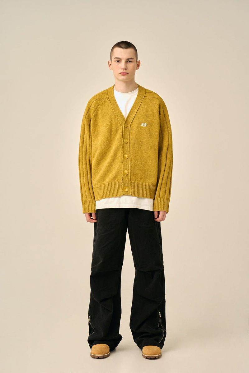RAGLAN PATTERN BOOKLE CARDIGAN - OLIVE