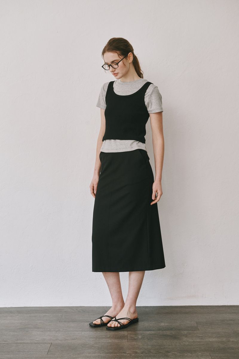 Round sleeveless (Black)
