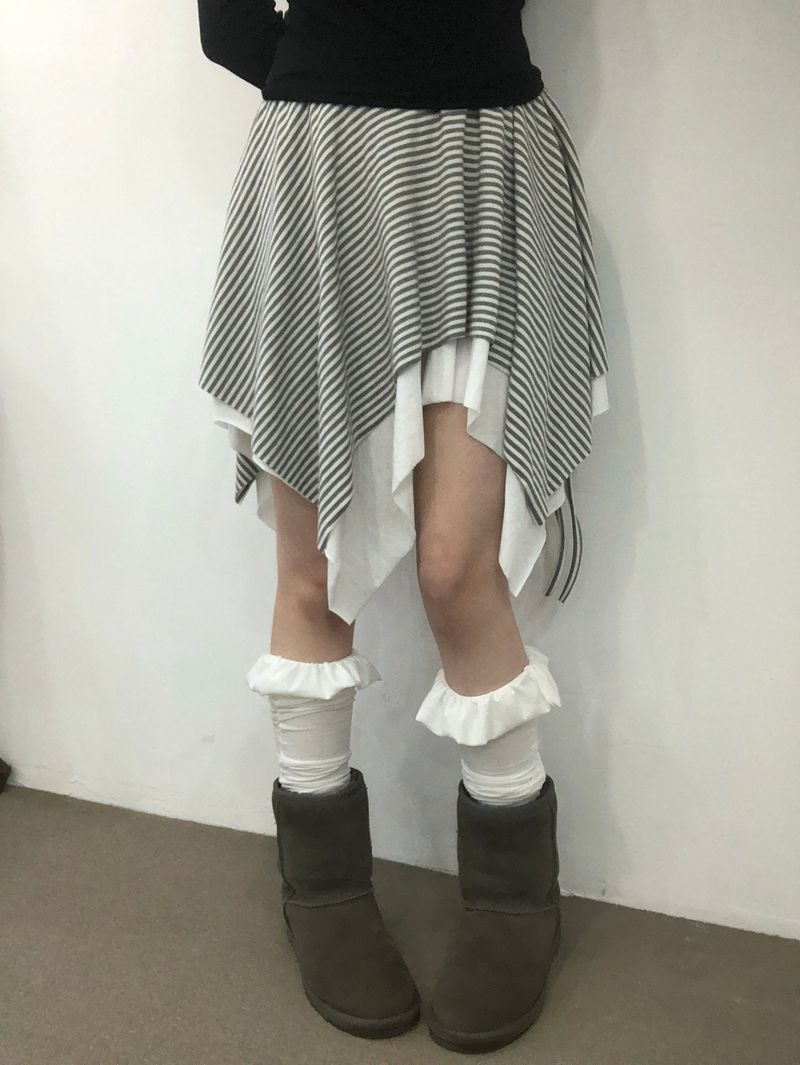 Side Strap Stripe Unbal Skirt
