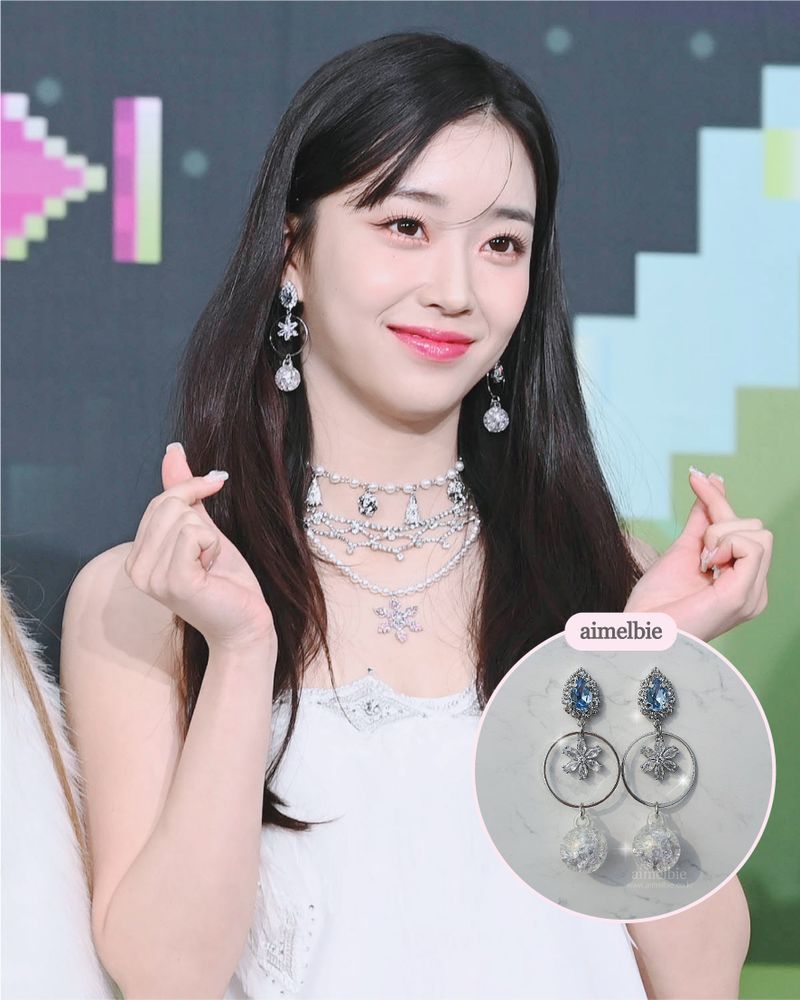 Icy Bloom Earring - Light Blue