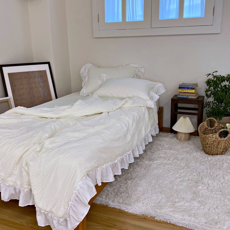 Shirring ruffle light comforter set - Cream white - Q