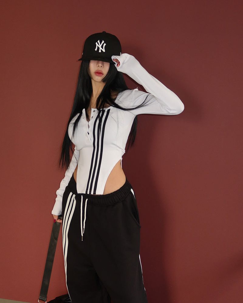 Delight-J（ディライトジェイ）の「Track Cut-Out Body Suit T-shirt（Tops）」