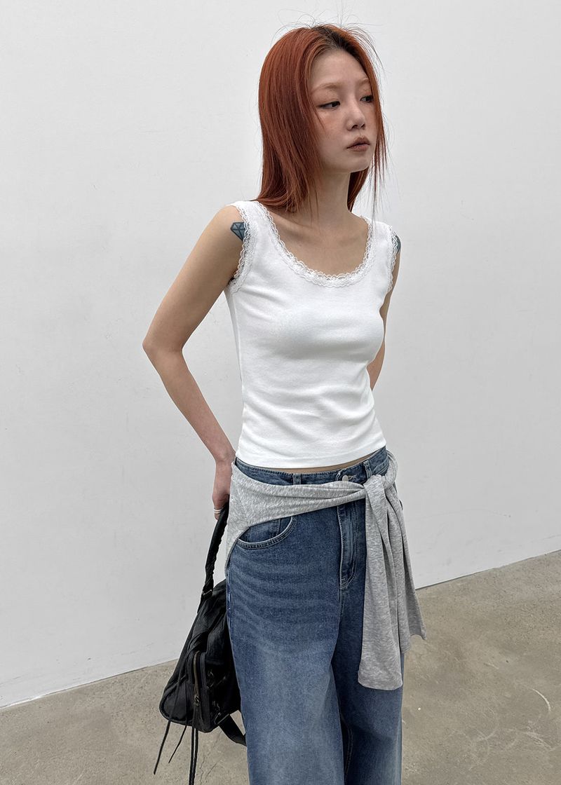 BLACKUP（ブラックアップ）の「[MADE] Cozeti Lace Square Neck Sleeveless Top（Tops）」