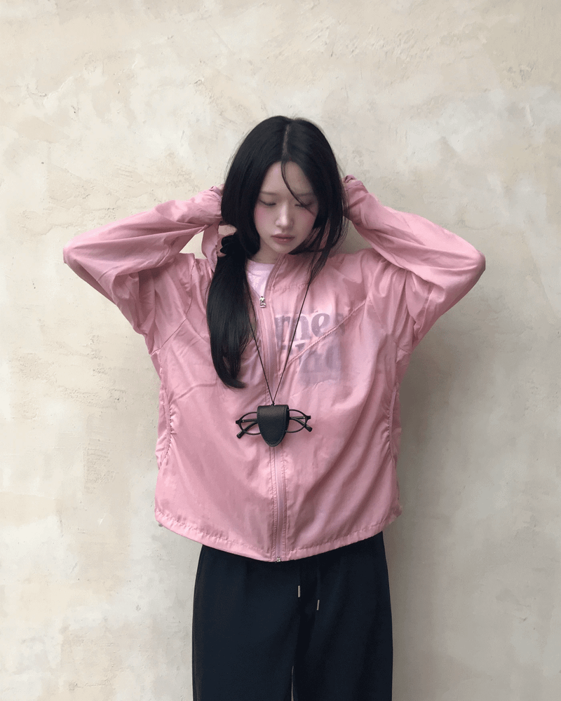 GUSTA（グスタ）の「Peach Club Unbalance Shirring Summer Hood Windbreaker （Jackets/Outerwear）」