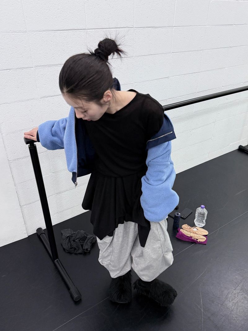  DUAL HIGH NECK JUMPER