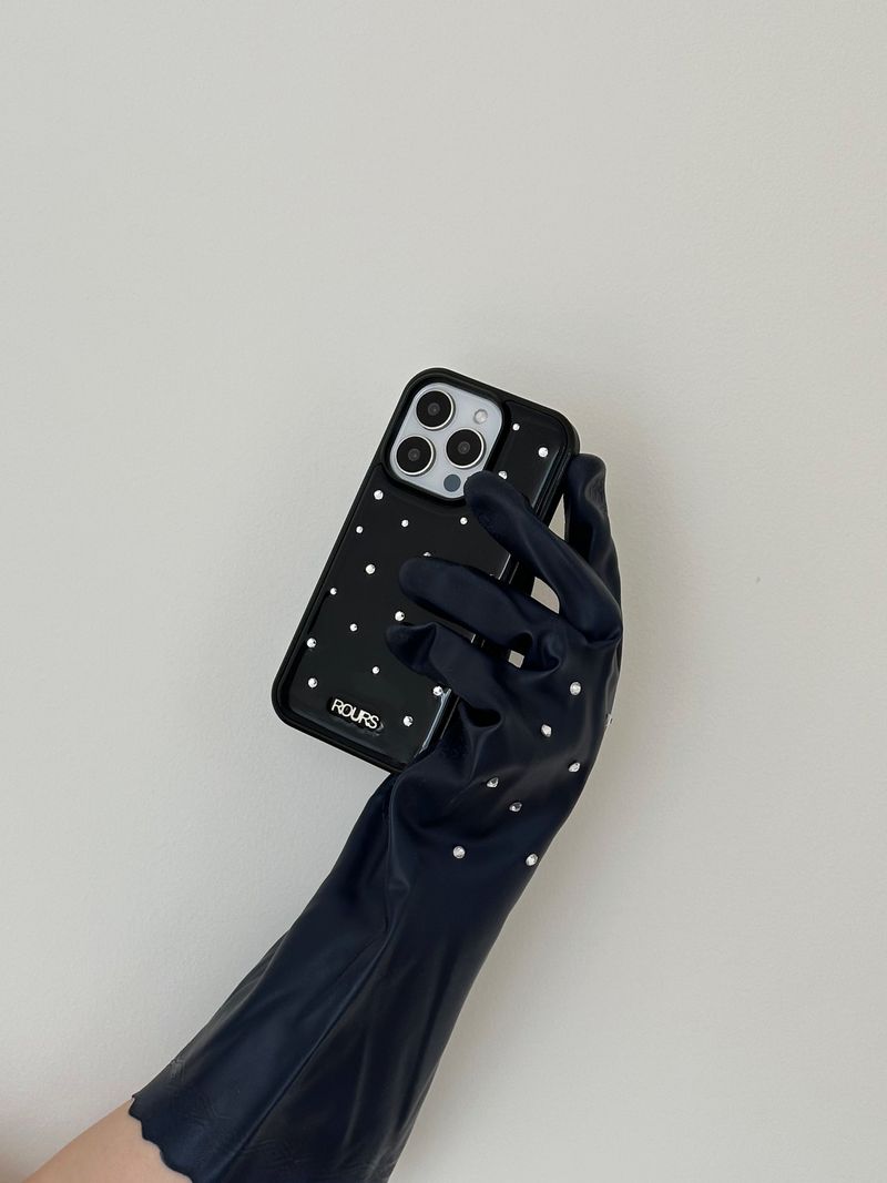 cubic stud case (black)