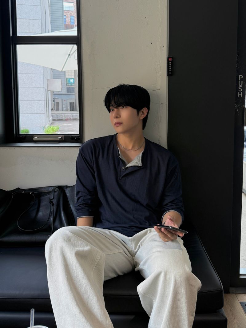 Thorpe layered long-sleeve henley neck