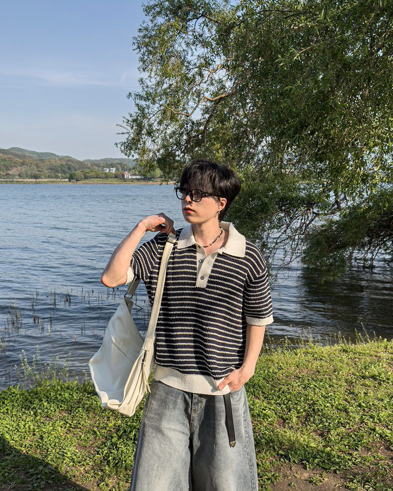 Windy Buckle Stripe Collar Short Sleeve Knit