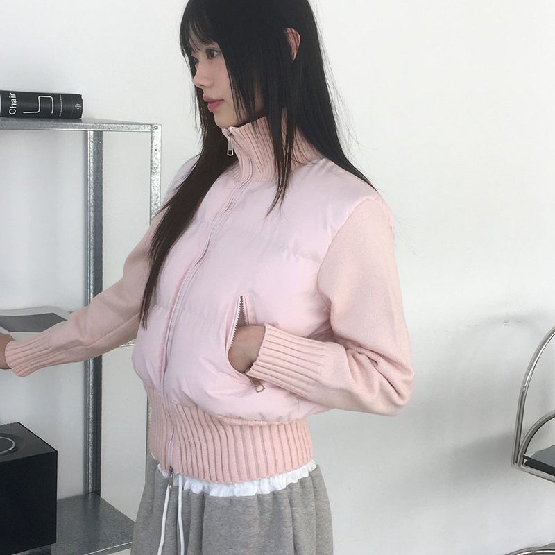 WONDER WONDER(ワンダーワンダー)の「Olit Knitwear Color Two-Way Short Padded Jacket(Jackets/Outerwear)」