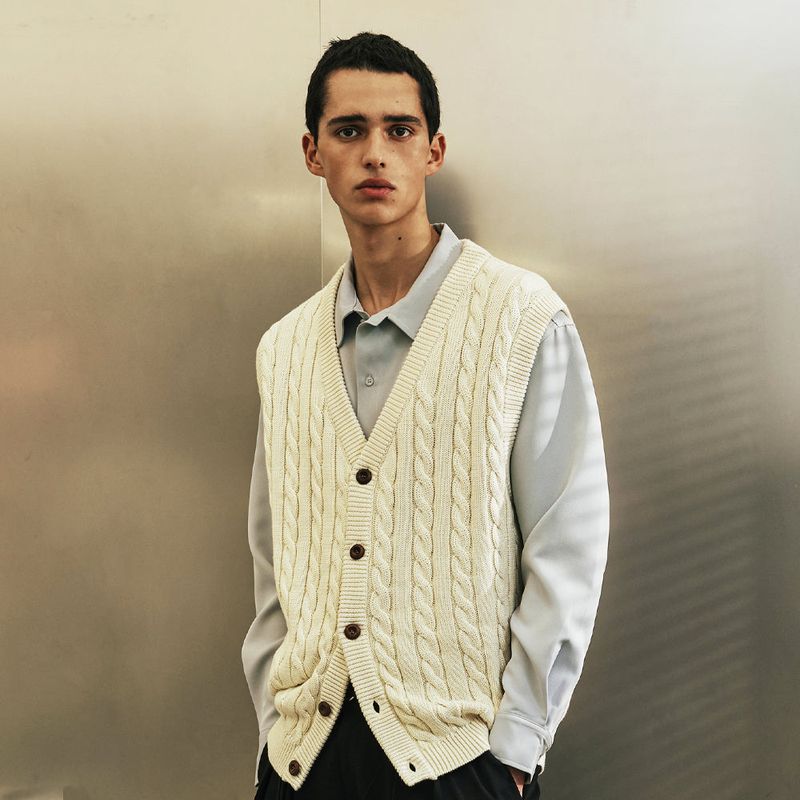 S SY（エスエスワイ）の「sunday cable knit vest cardigan cream（Tops）」