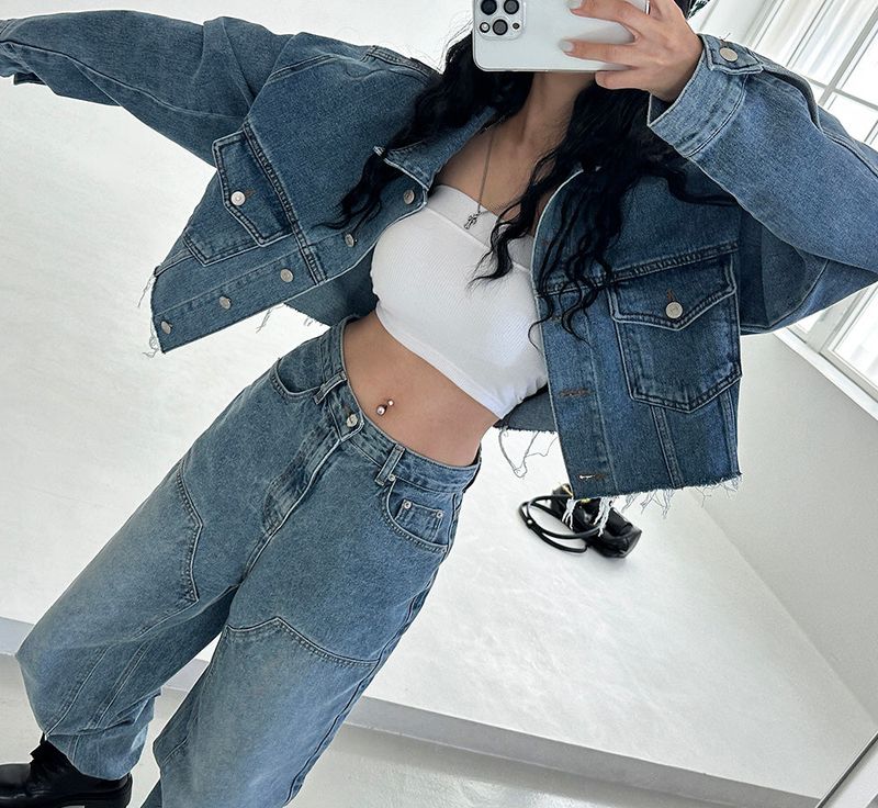 Puppy cropped jean jacket