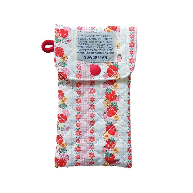 Pencil Pouch_Quilted Red Strawberry