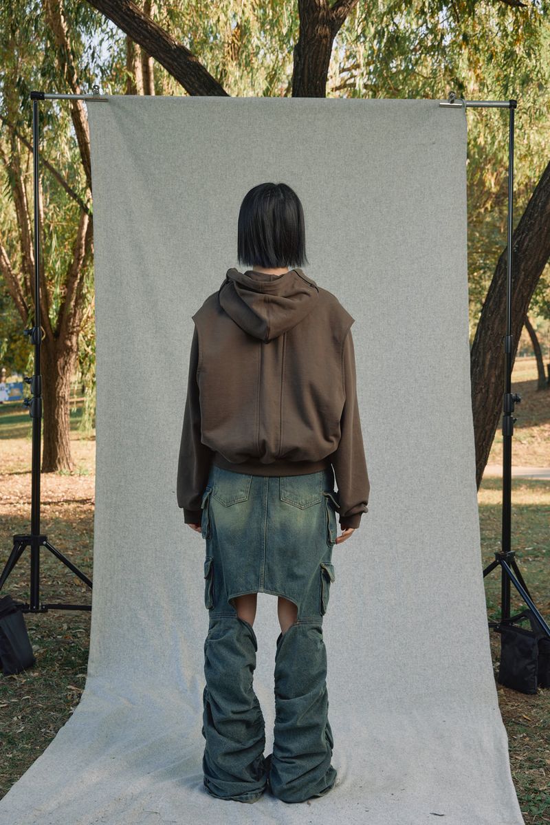 LAYERED STRING HOODIE ZIP-UP [BROWN]