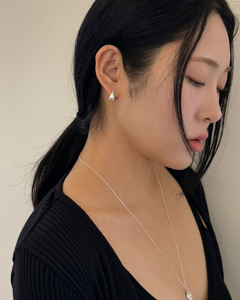 Puff puff earring (silver)
