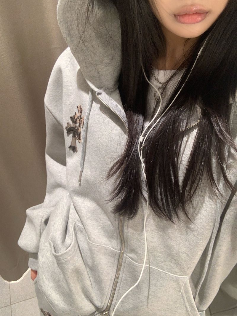 Reho Cross Patch Hoodie Zip-UP