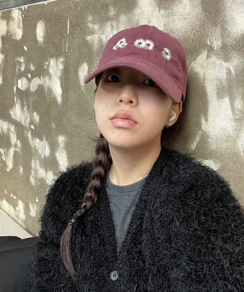 Newvy Logo Peach Ball Cap (MAGENTA)