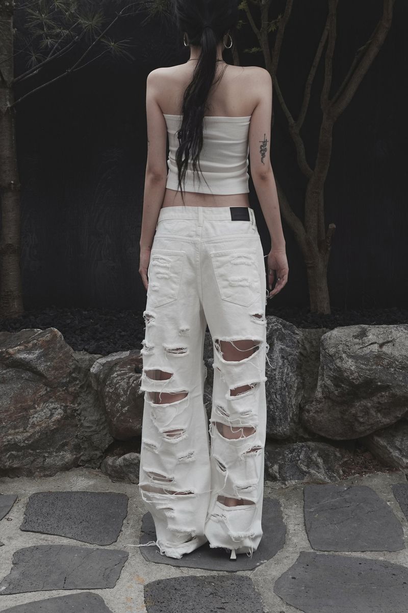 inner flow drawing top (white)