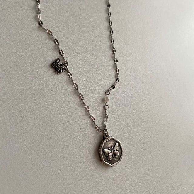 nvv Double Butterfly Hexagon Necklace