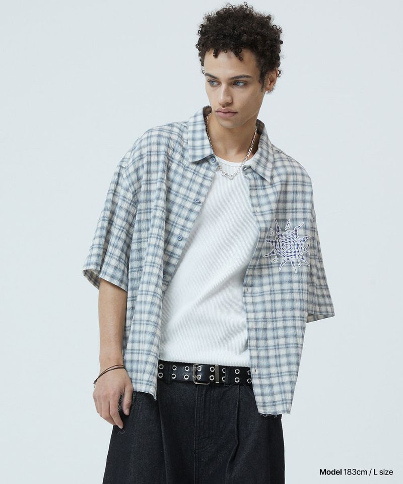 CHECK APPLIQUE HALF SHIRT