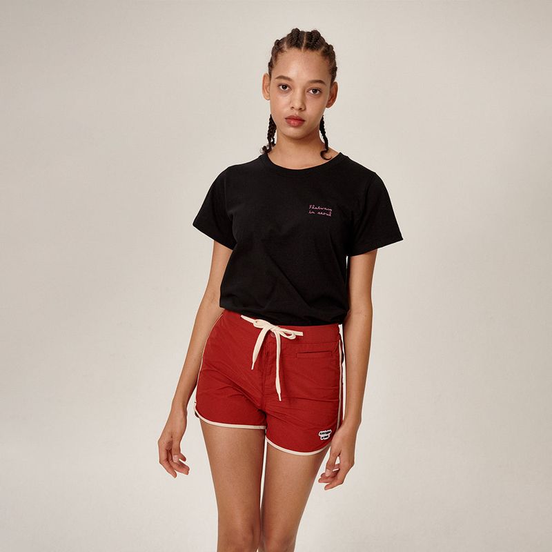 Flatwave in Seoul（フラットウェーブ イン ソウル）の「Fika Classic Logo T-Shirt Black（Tops）」