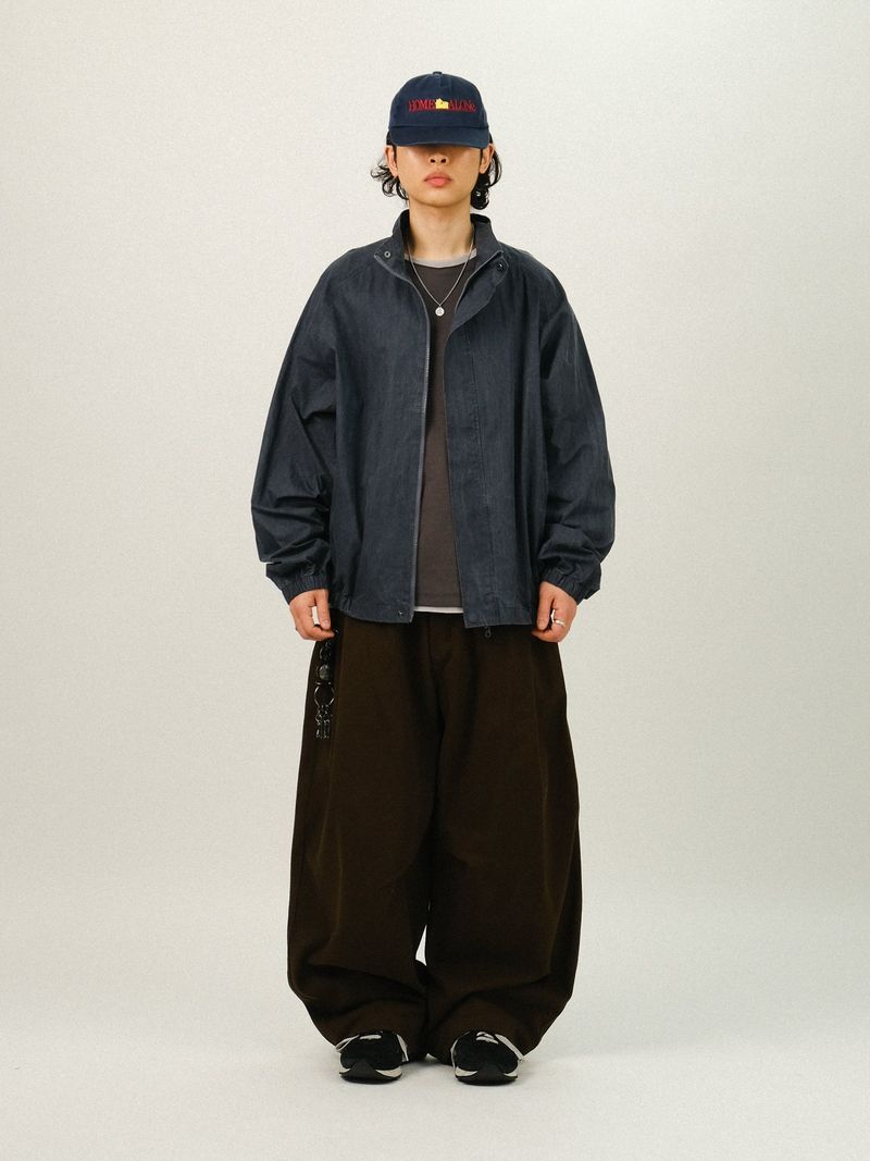 AND Pin-tuck Balloon Pants