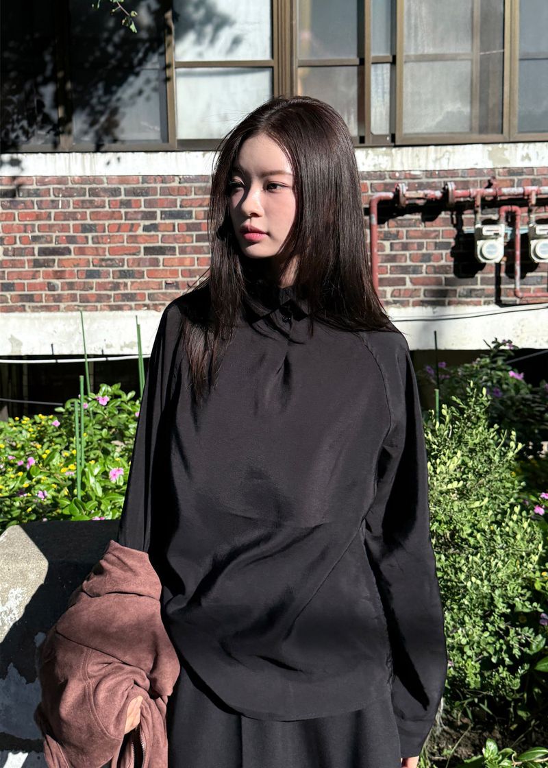  BUTTONNECK SHIRRING BLOUSE