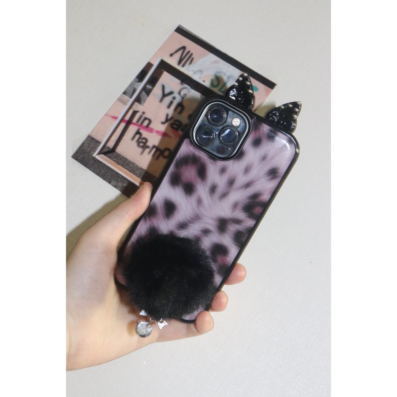 Naughty Kitty Case (Leopard)
