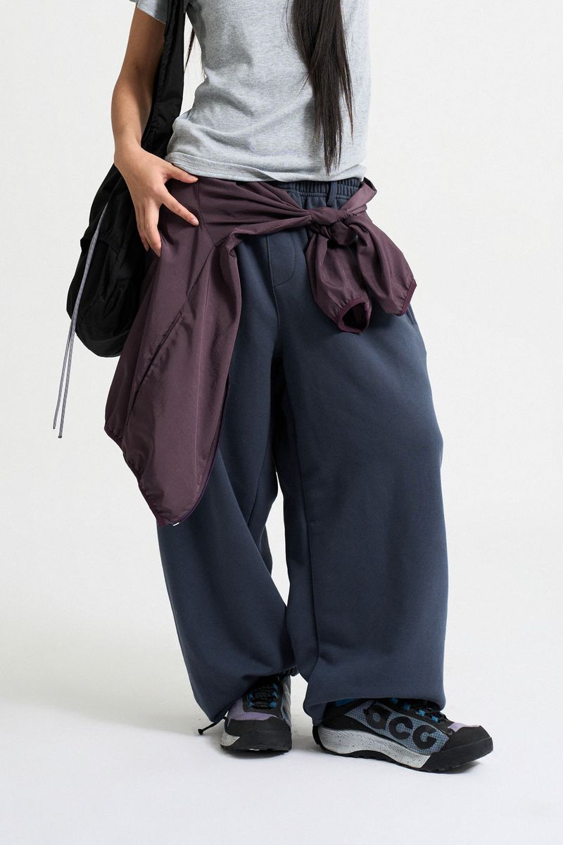 Lumi belted over jogger pants