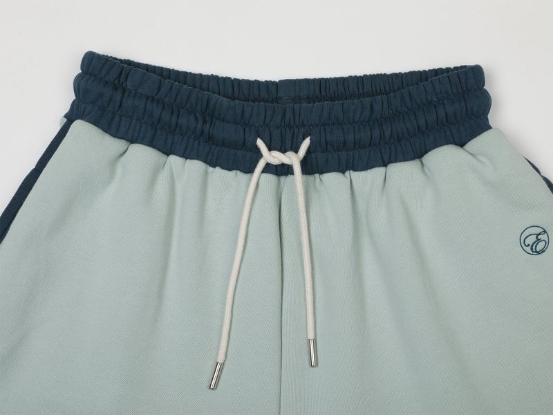 COMFORT LINING SHORT SWEATPANTS (GREEN)