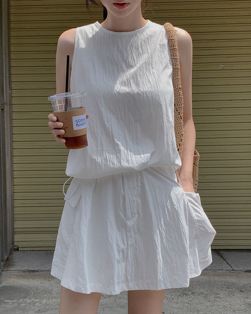 SRAN sleeveless & pants set