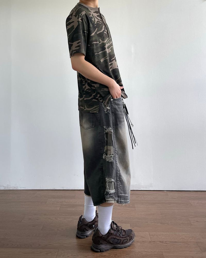 Destroyed Camouflage Denim Half Pants