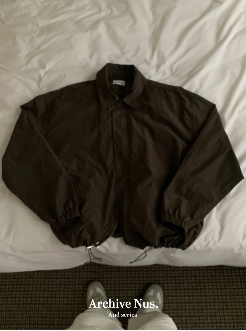 Nus. YEI Kara Windbreak Jacket