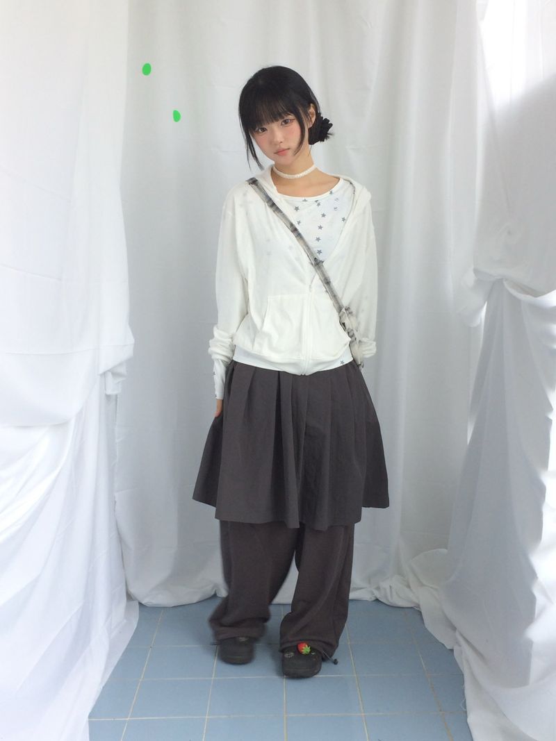 loose fit basic jogger pants
