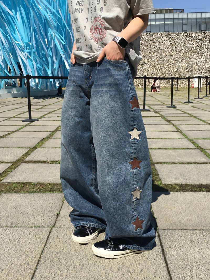 DISCERNMENT(ディサーンメント)の「Kaz Star Embroidered Wide Denim Pants(Pants)」