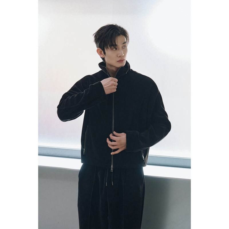 Velvet corduroy curved crop zip up(Black)