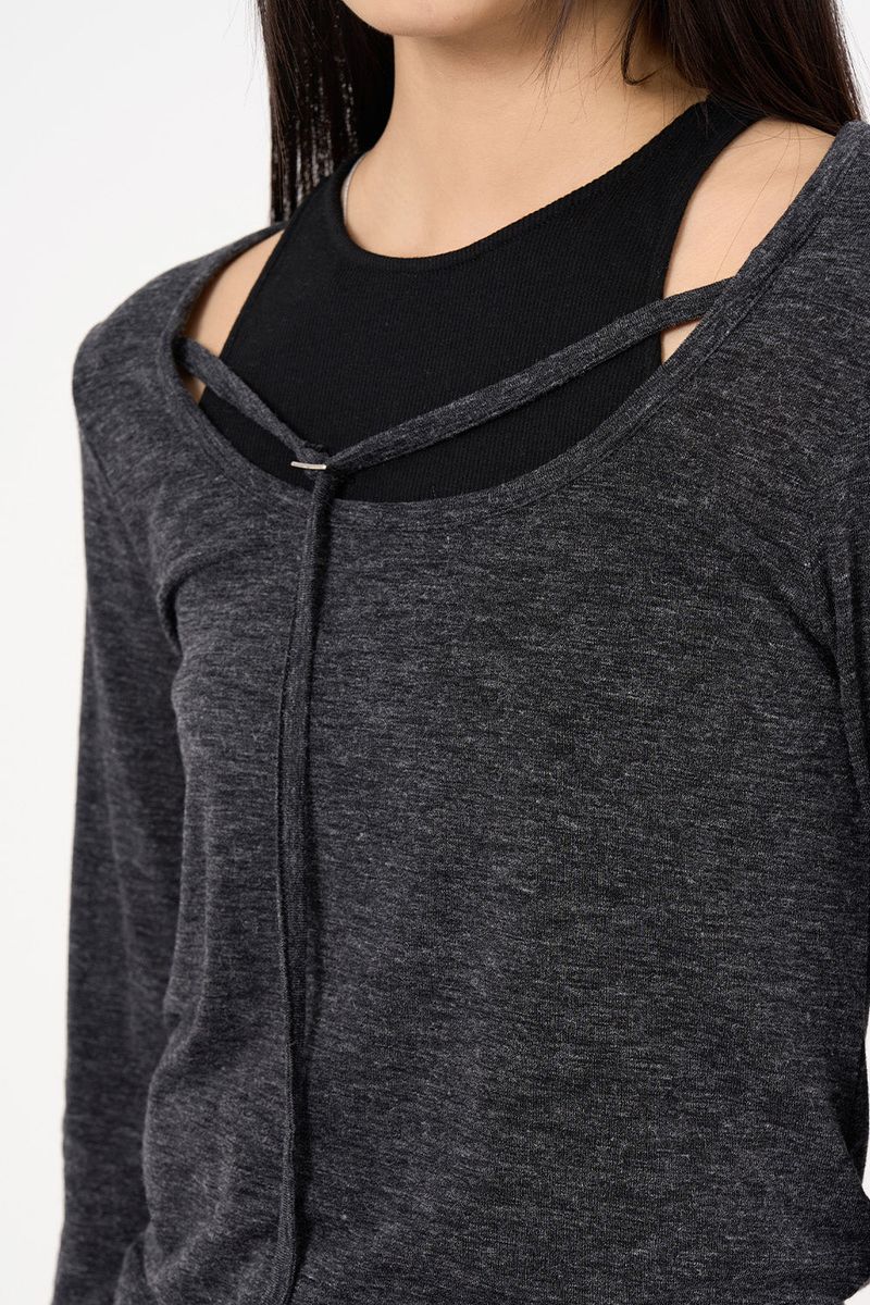 Buckle string scoop-neck long sleeve