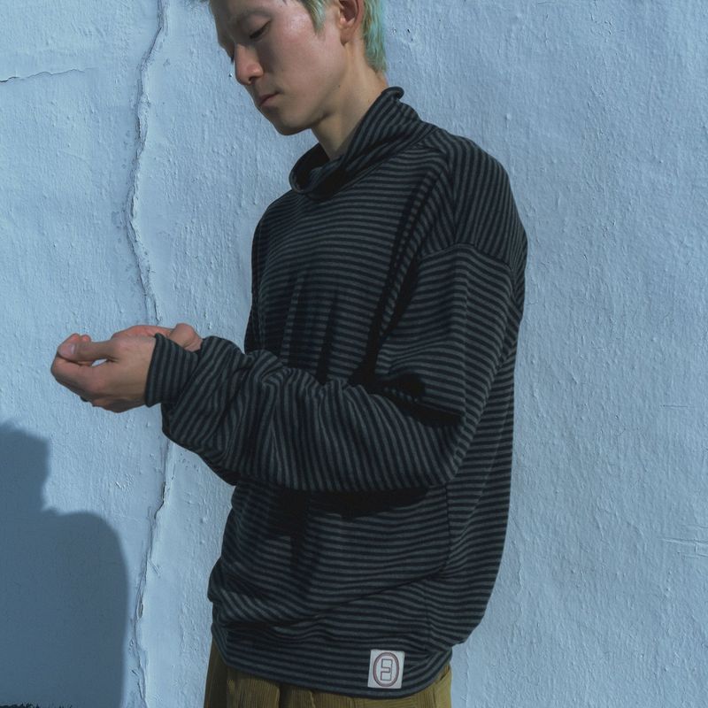 Jersey stripe turtleneck / Charcoal