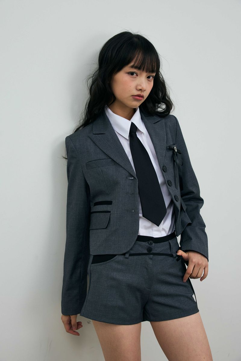ASTRAL CROP JACKET / CHARCOAL