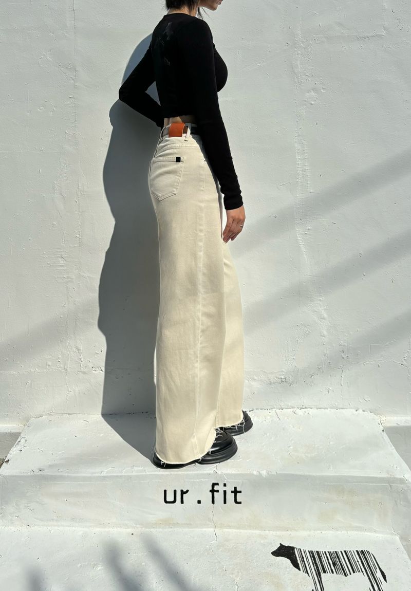 LIN BLANC COLOR DENIM PANTS code 18300