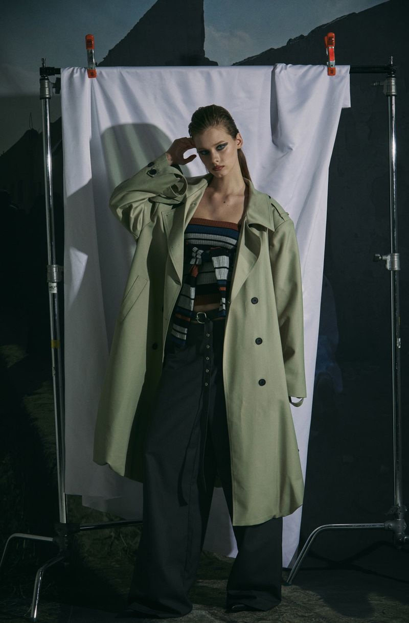 BALLOON TRENCH COAT -BEIGE