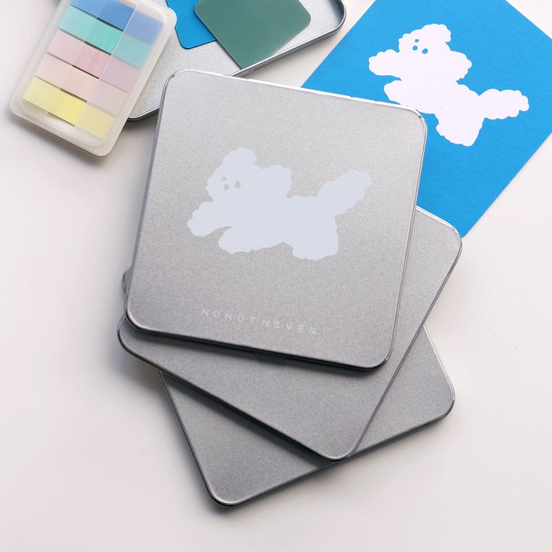Tincase silver white dog
